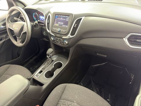 Used 2022 Chevrolet Equinox LT FWD image 25