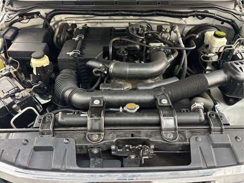 Used 2019 Nissan Frontier S image 30