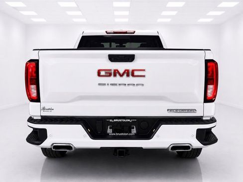 Used 2025 GMC Sierra 1500 Elevation w/ Elevation Premium Package AWD/4WD image 11