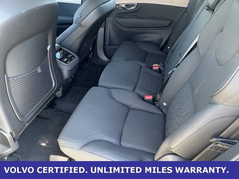 Certified 2025 Volvo XC90 B6 Plus image 31