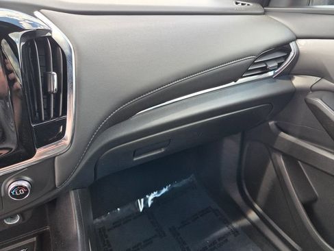 Certified 2023 Chevrolet Traverse LT FWD image 28