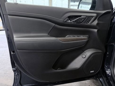 Used 2021 GMC Acadia Denali w/ Trailering Package image 25