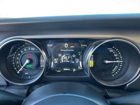 Used 2023 Jeep Wrangler Unlimited Rubicon 4xe image 22