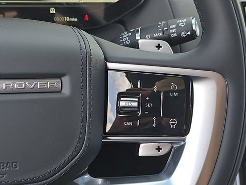 New 2026 Land Rover Range Rover SE AWD/4WD image 19