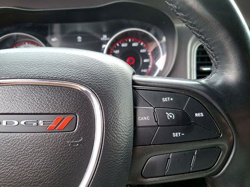 Used 2022 Dodge Charger SXT RWD image 18