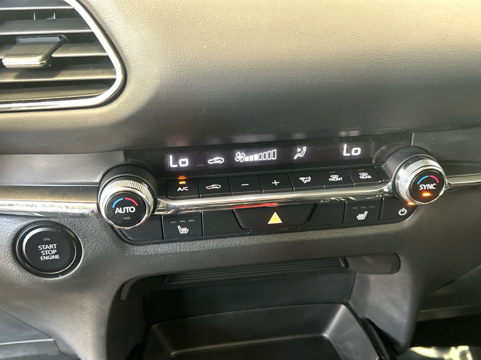 Certified 2024 MAZDA CX-30 AWD 2.5 S w/ Preferred Package image 23