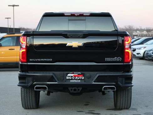 Used 2025 Chevrolet Silverado 1500 High Country w/ High Country Premium Package image 10
