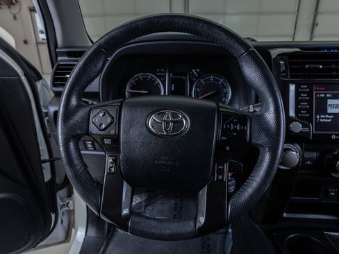 Used 2021 Toyota 4Runner TRD Off-Road AWD/4WD image 21