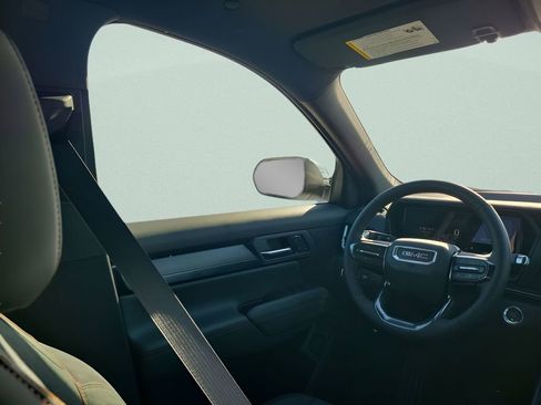 New 2026 GMC Terrain AT4 w/ Convenience Package III image 15