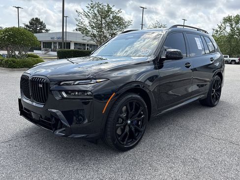 Used 2025 BMW X7 M60i AWD/4WD image 7