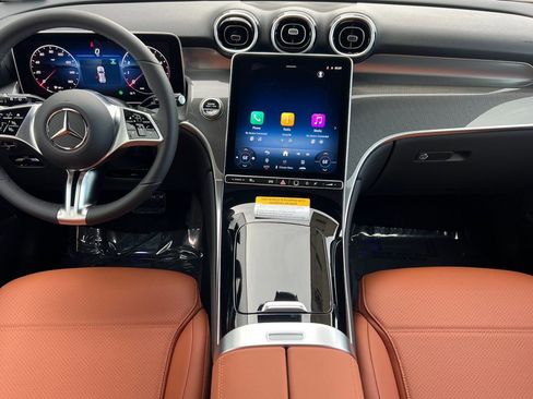 New 2026 Mercedes-Benz GLC 300 4MATIC image 3