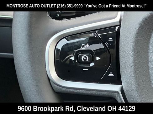New 2026 Volvo XC90 B6 Plus w/ Protection Package Premier AWD/4WD image 25