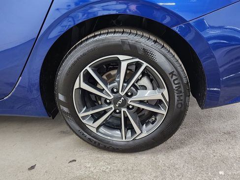 Used 2023 Kia Forte LXS FWD image 35