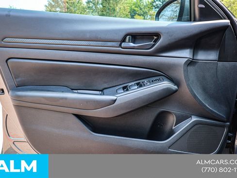 Used 2023 Nissan Altima 2.5 S FWD image 35