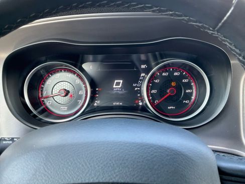 Used 2023 Dodge Charger SXT RWD image 11