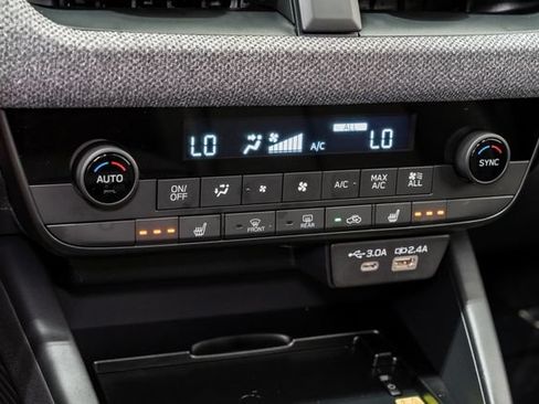Used 2026 Subaru Outback Premium AWD/4WD image 22
