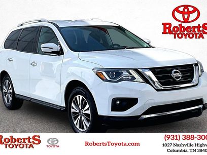Used 2017 Nissan Pathfinder SV