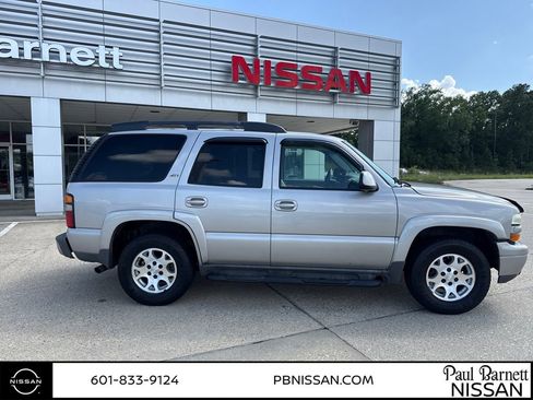 Used 2006 Chevrolet Tahoe Z71 w/ Z71 Preferred Equipment Group RWD image 7