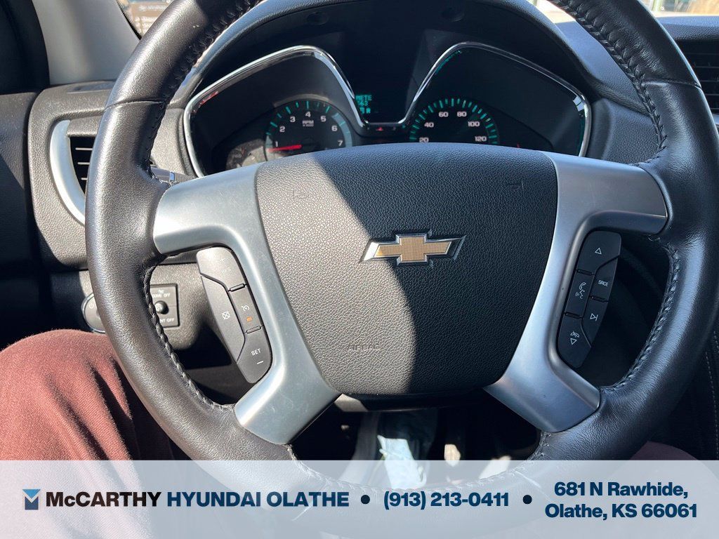 Used 2016 Chevrolet Traverse LT AWD/4WD image 3