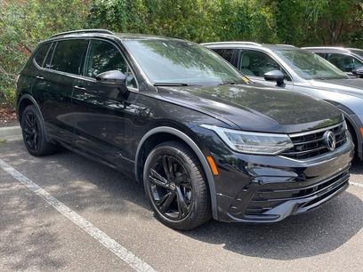 Used 2024 Volkswagen Tiguan SE R-Line