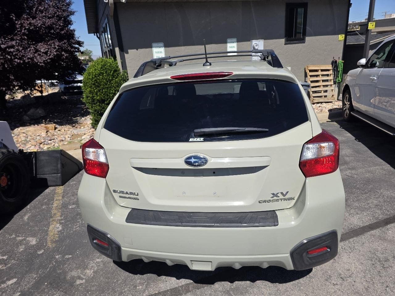 Used 2014 Subaru Crosstrek 2.0i Premium AWD/4WD image 4