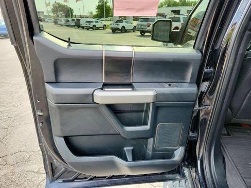 Used 2017 Ford F150 Raptor w/ Equipment Group 802A Luxury AWD/4WD image 26