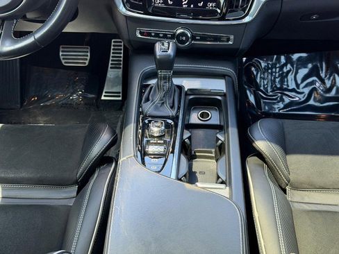 Used 2020 Volvo S90 T6 R-Design w/ Advanced Package AWD/4WD image 15