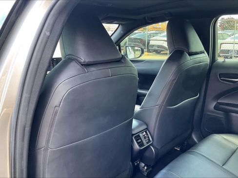 Used 2020 Lexus UX 200 w/ Premium Package FWD image 11