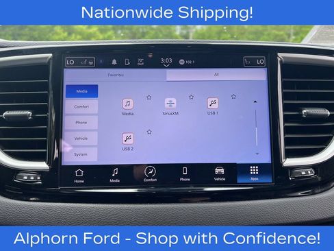 Used 2024 Chrysler Pacifica Touring-L FWD image 19