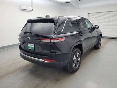 Used 2023 Jeep Grand Cherokee 4WD 4xe w/ MOPAR Finishing Package image 9