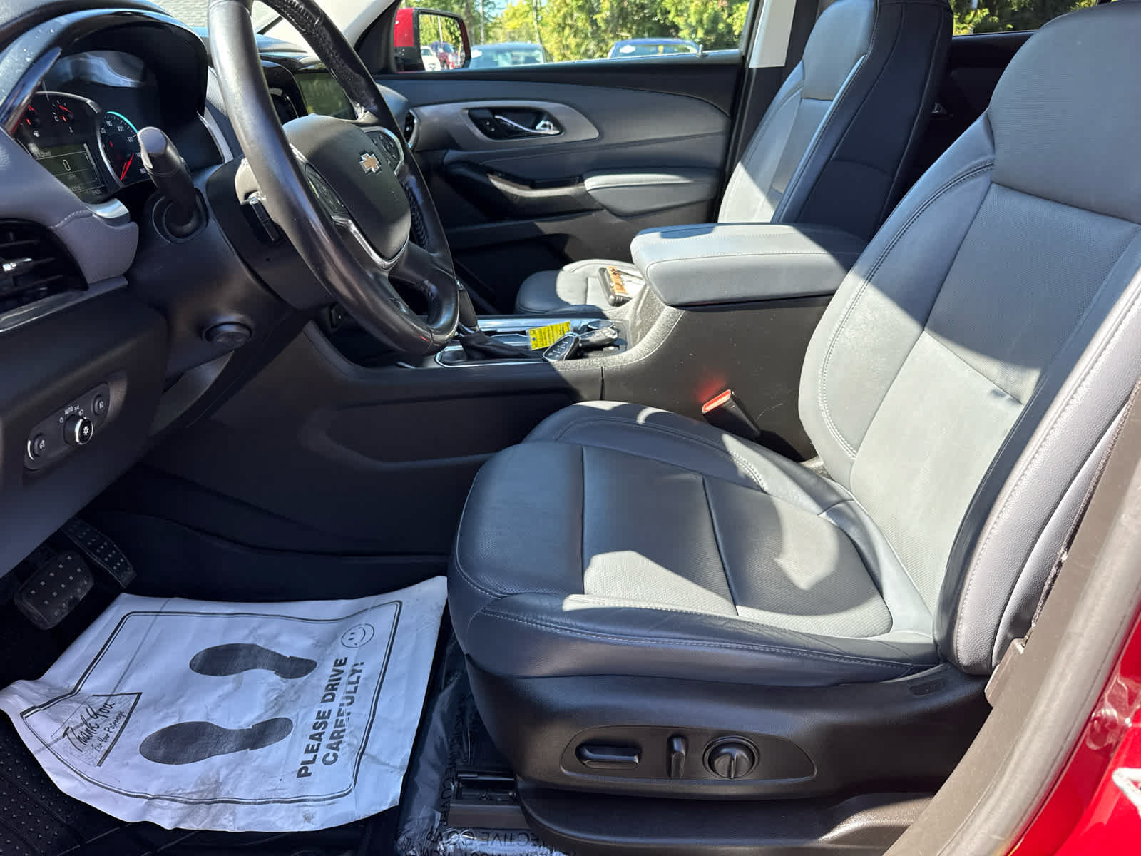 Used 2018 Chevrolet Traverse Premier AWD/4WD image 11