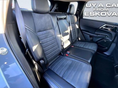 New 2026 Mitsubishi Outlander Trail Edition image 9