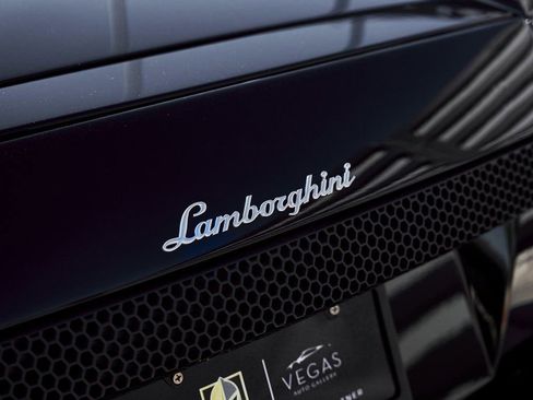 Used 2006 Lamborghini Murcielago Roadster image 14