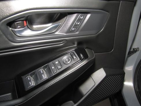 Certified 2024 Honda Accord Touring image 11