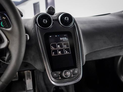 Used 2019 McLaren 600LT RWD image 22
