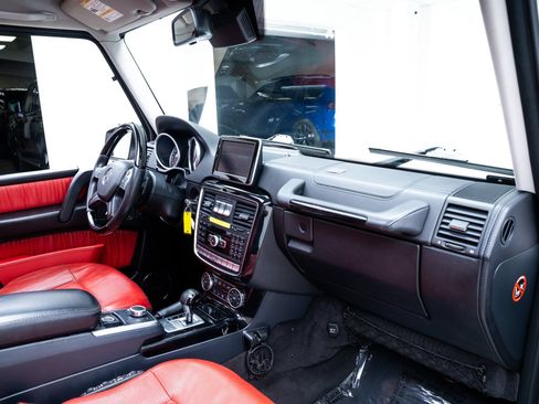 Used 2016 Mercedes-Benz G 550 image 25