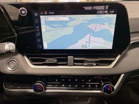 New 2026 Chevrolet Equinox LT w/ Convenience Package II image 46