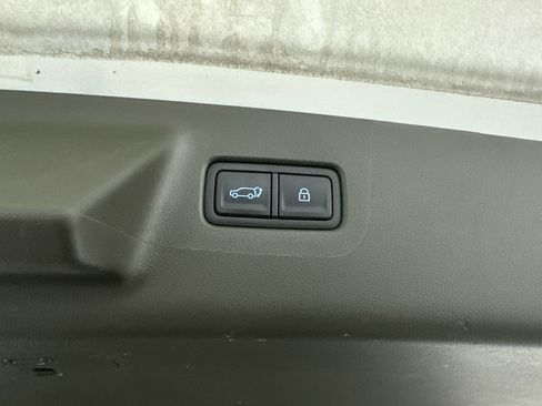 Used 2024 Hyundai Santa Fe Calligraphy image 22