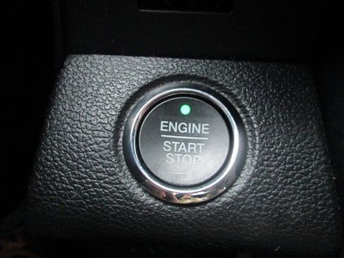 Used 2020 Ford F150 Lariat w/ Equipment Group 502A Luxury image 27