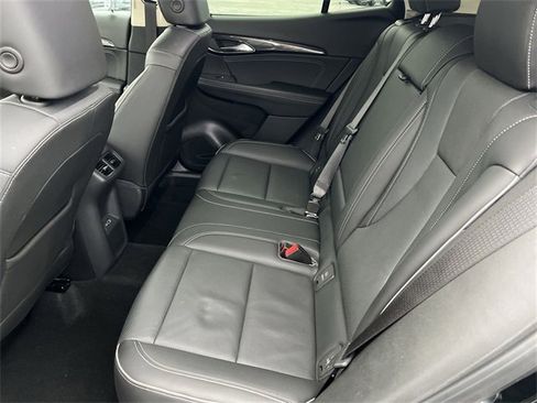 Used 2023 Buick Envision Essence image 22