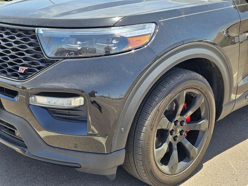Used 2022 Ford Explorer ST w/ Equipment Group 401A AWD/4WD image 12