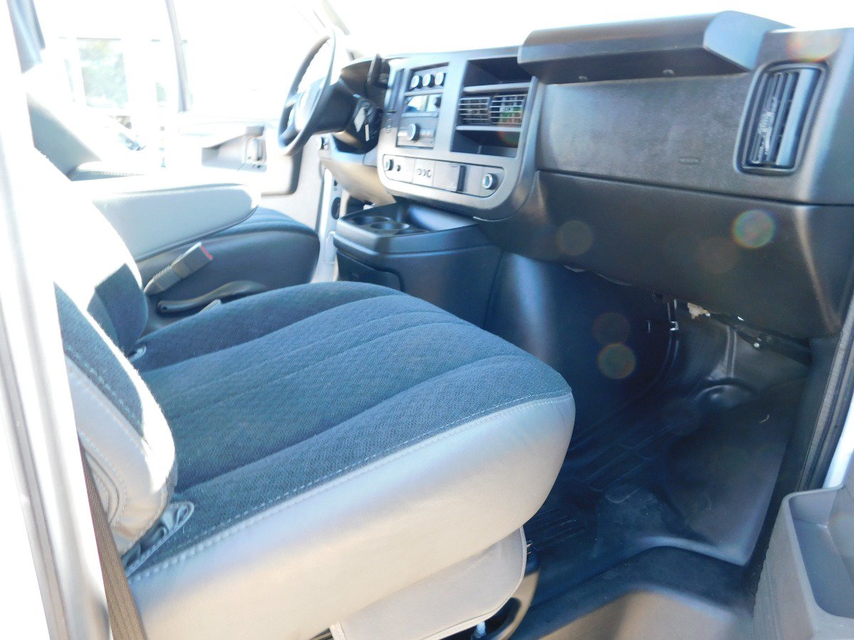 Used 2025 Chevrolet Express 2500 w/ Driver Convenience Package RWD image 26