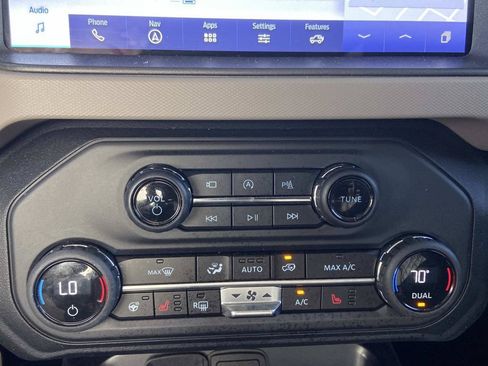 Used 2024 Ford Bronco Wildtrak AWD/4WD image 37