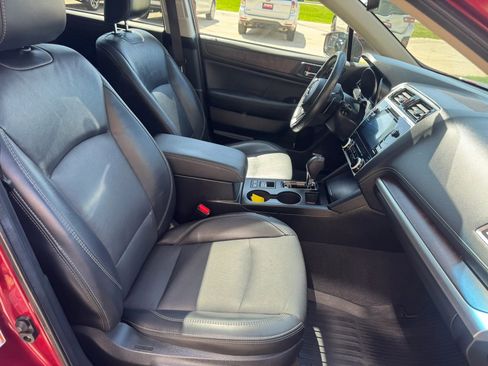 Used 2019 Subaru Outback 2.5i Limited AWD/4WD image 15