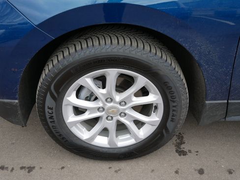 Used 2020 Chevrolet Equinox LT image 4