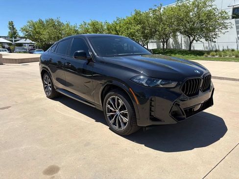Used 2025 BMW X6 xDrive40i w/ Executive Package AWD/4WD image 3