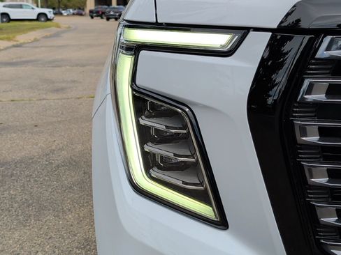 New 2026 GMC Yukon Denali Ultimate AWD/4WD image 48