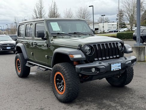 Used 2021 Jeep Wrangler Unlimited Willys image 2
