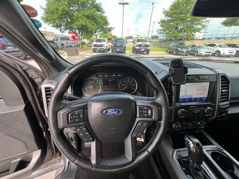 Used 2019 Ford F150 XLT w/ Equipment Group 302A Luxury AWD/4WD image 34