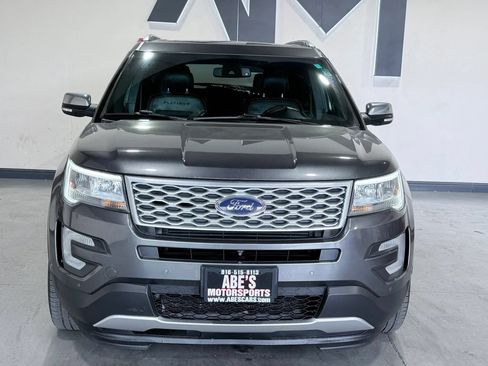 Used 2016 Ford Explorer Platinum AWD/4WD image 3
